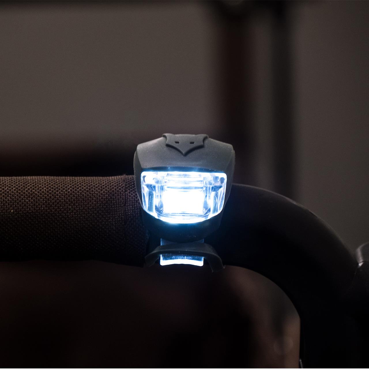 Set di luci anteriori e posteriori per carretti a mano FUXTEC