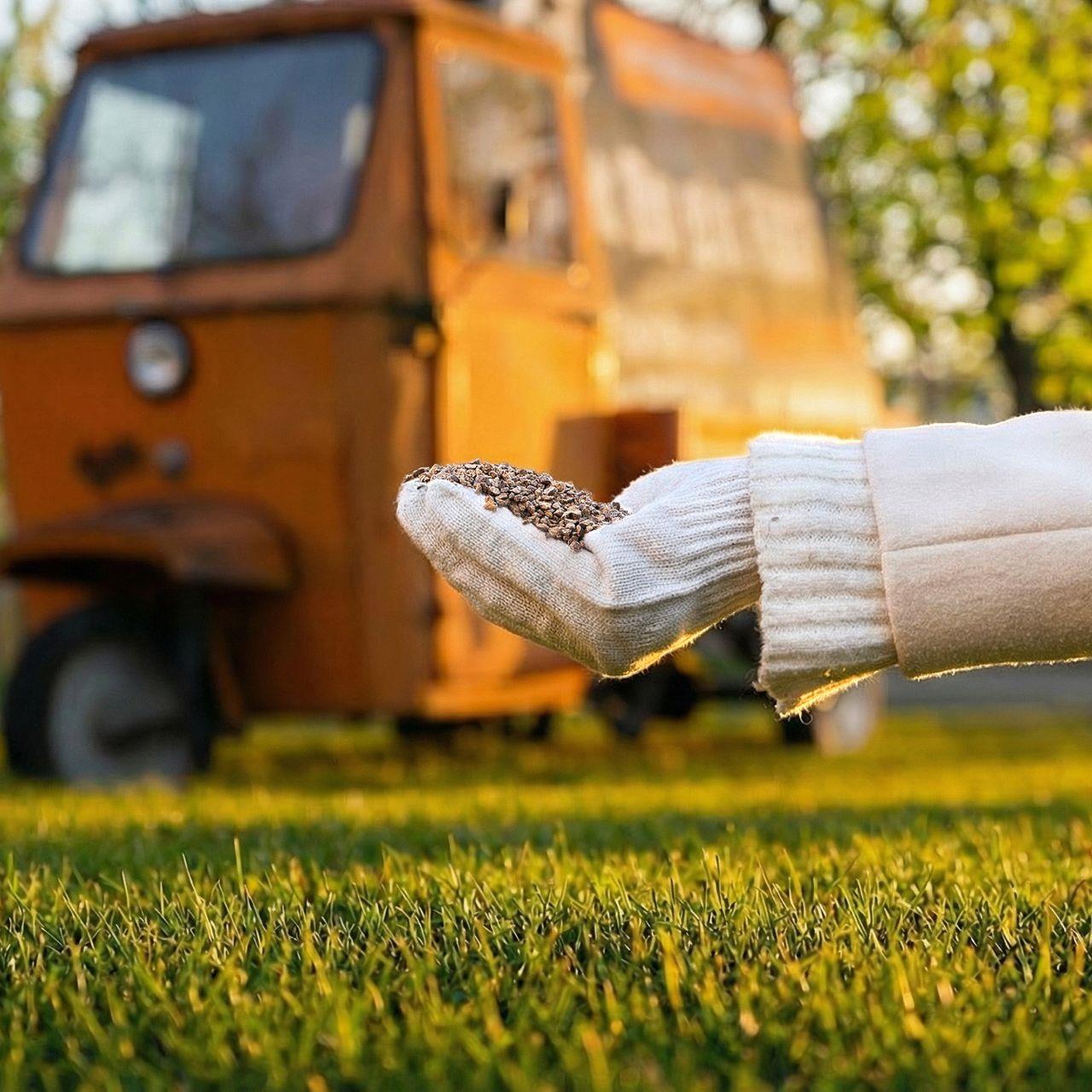 FUXTEC concime per prato primavera/estate FX-RDFS 10 kg per 500 m²